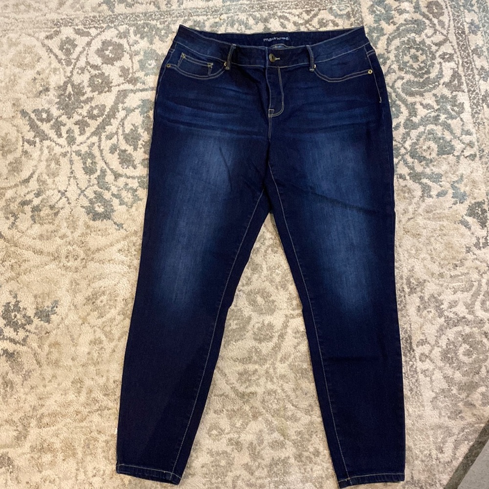 NWOT- Maurices skinny jeggings
